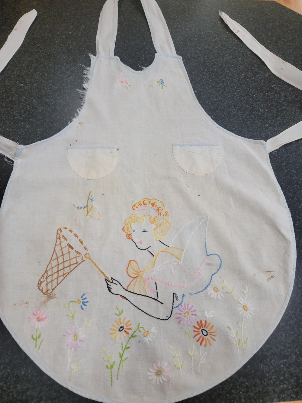 Vintage Hand-Embroidered White Cotton Apron with Floral Fairy Motif